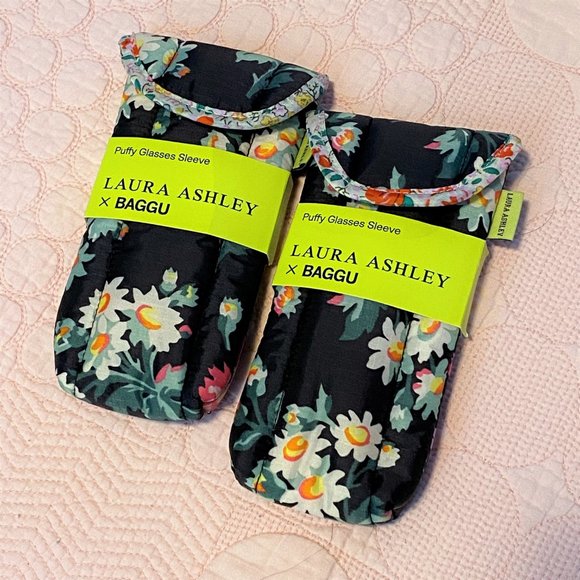 NWT BAGGU Puffy Glasses Sleeve, Laura Ashley Collab, Rhian Daisy - Picture 3 of 4
